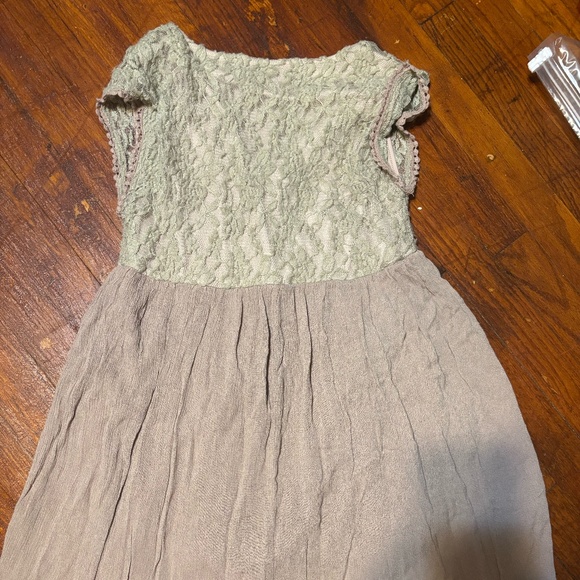 She & Sky Sleeveless Tunic Size M - Picture 3 of 4
